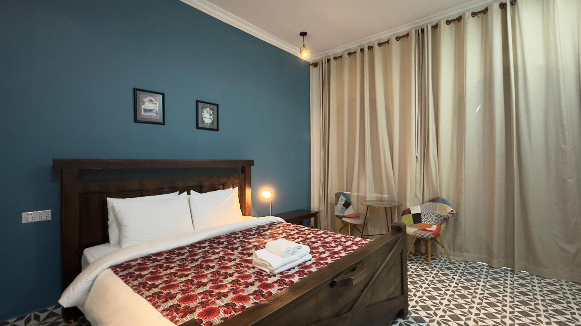The J Break Boutique Hotell Kampot Exteriör bild